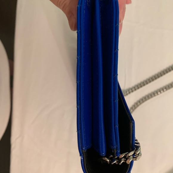 YSL Saint Laurent Patent Electric Blue Matelasse Wallet on Chain - Picture 7 of 11